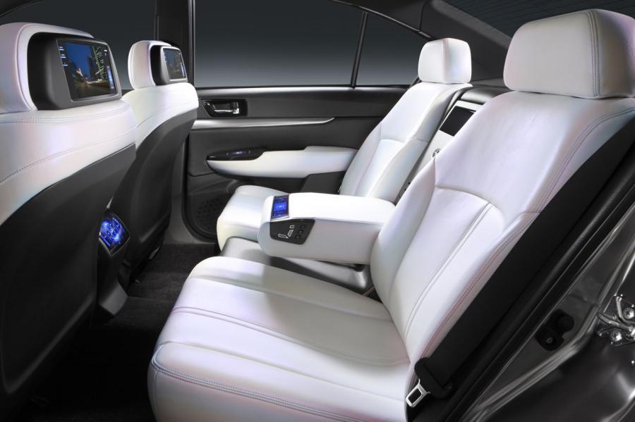  Subaru Legacy Concept 2008 года  (фото 27 из 35)